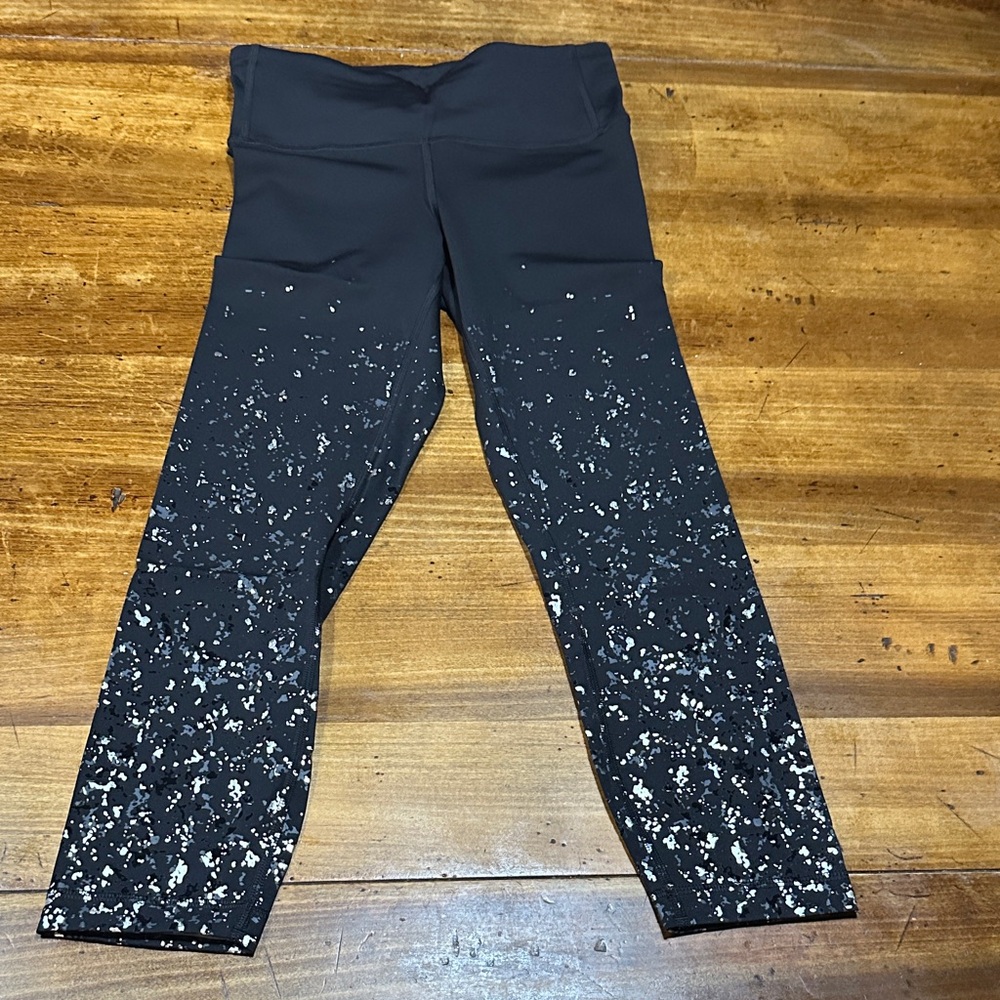 Women’s Black and White Speckled Leggings